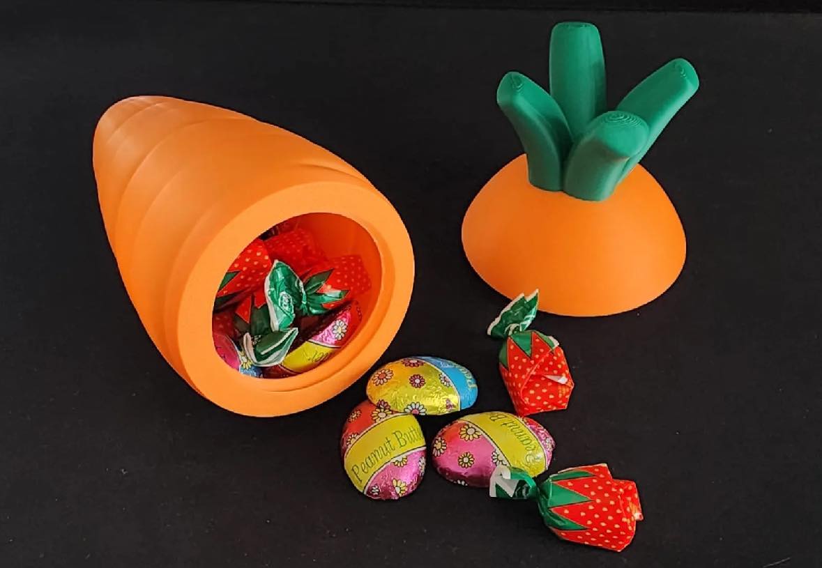 Easter carrot sweets holder