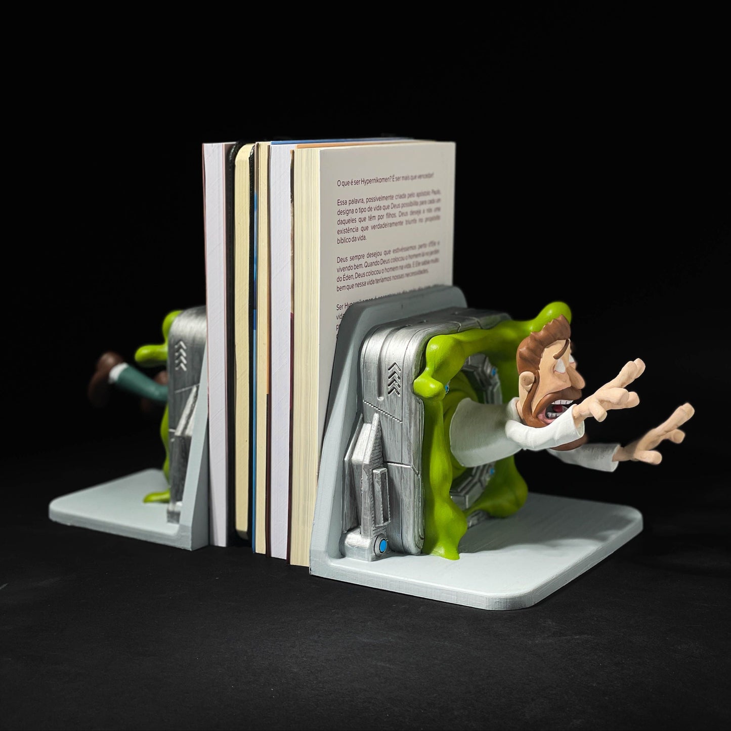 Portalled Book Ends
