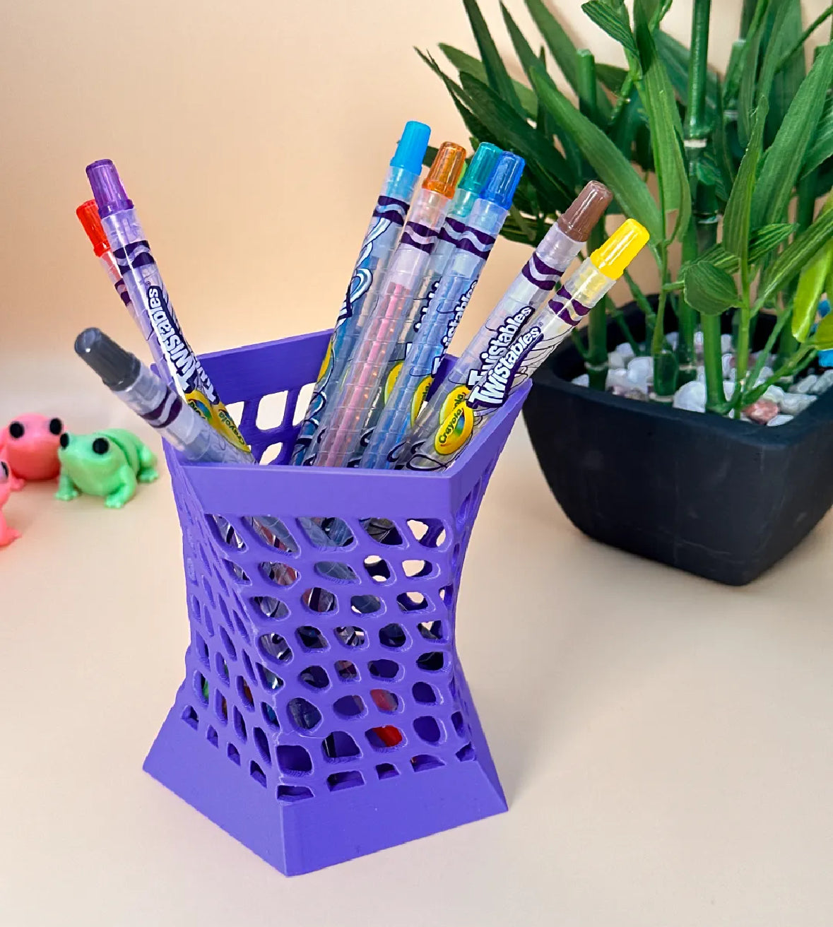 Pen Holder