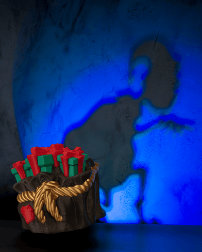 Sneaky Snatcher Table Lamp