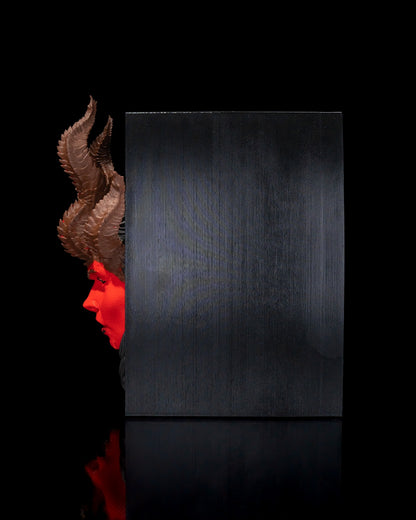 Uncoloured Succubus Book Nook