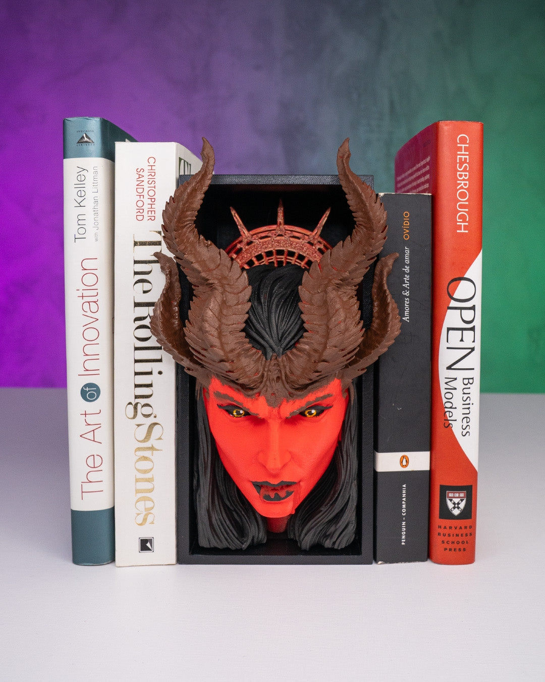 Uncoloured Succubus Book Nook